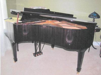 bergmann grand piano